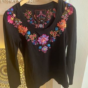 Johnny Was tee shirt, long sleeves